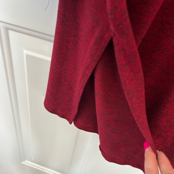 Women's 1X Red Flutter Sleeve Sweater - Picture 6 of 7